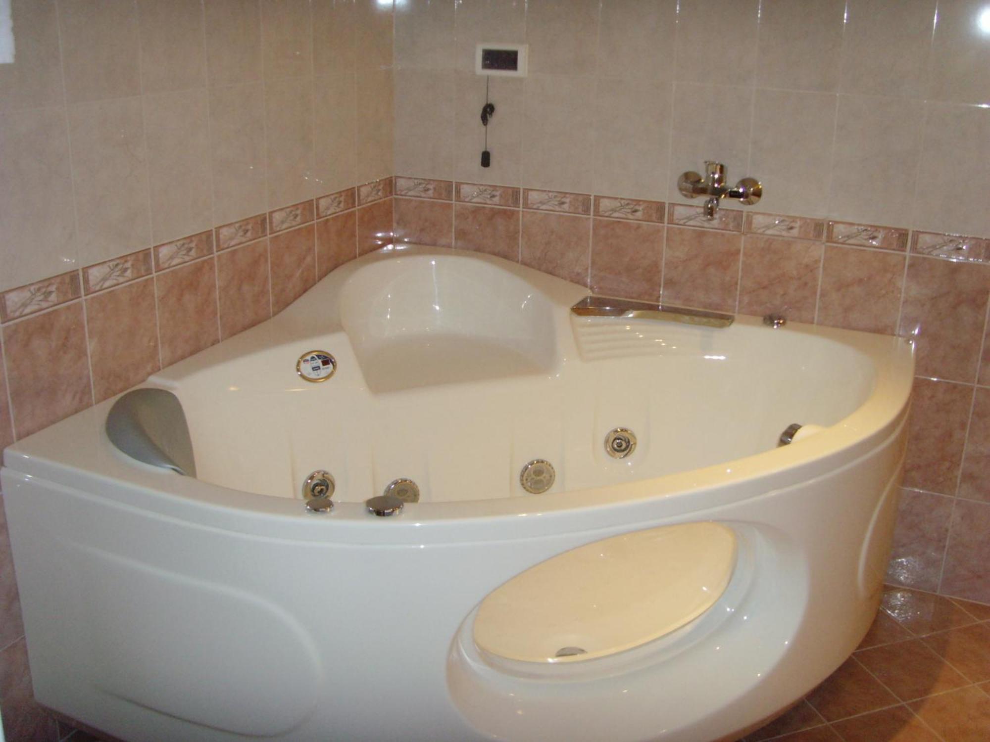 Meridian Hotel Bolyarski Veliko Tŭrnovo Eksteriør bilde